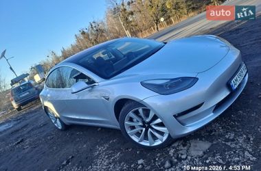 Седан Tesla Model 3 2018 в Житомире