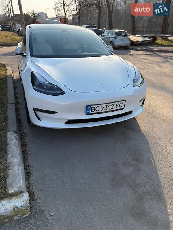 Седан Tesla Model 3 2023 в Львові фото 3 Седан Tesla Model 3 2023 в Львові