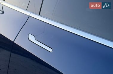 Седан Tesla Model 3 2018 в Дрогобыче