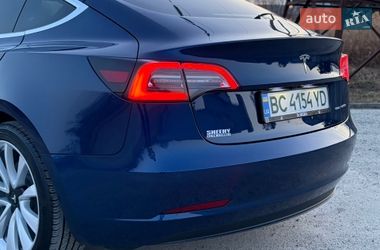 Седан Tesla Model 3 2018 в Дрогобыче