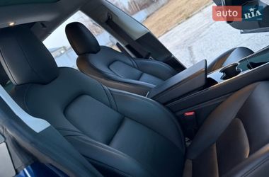 Седан Tesla Model 3 2018 в Дрогобыче