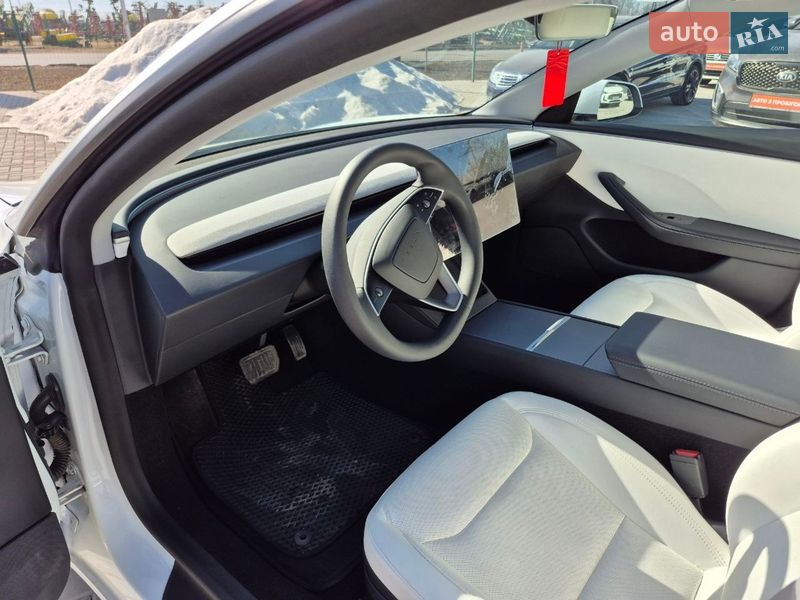 Седан Tesla Model 3 2025 в Кропивницькому фото 10 Седан Tesla Model 3 2025 в Кропивницькому