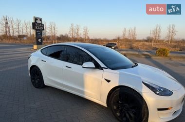 Седан Tesla Model 3 2021 в Коломые