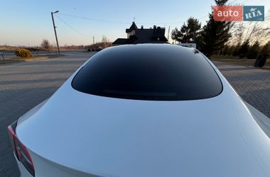 Седан Tesla Model 3 2021 в Коломые