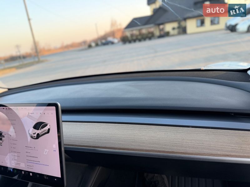 Седан Tesla Model 3 2021 в Коломые