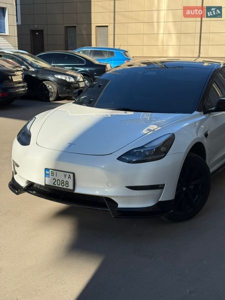 Седан Tesla Model 3 2021 в Полтаве