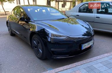 Седан Tesla Model 3 2021 в Одессе