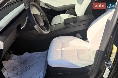 Седан Tesla Model 3 2025 в Харькове