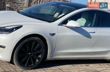 Седан Tesla Model 3 2019 в Житомире