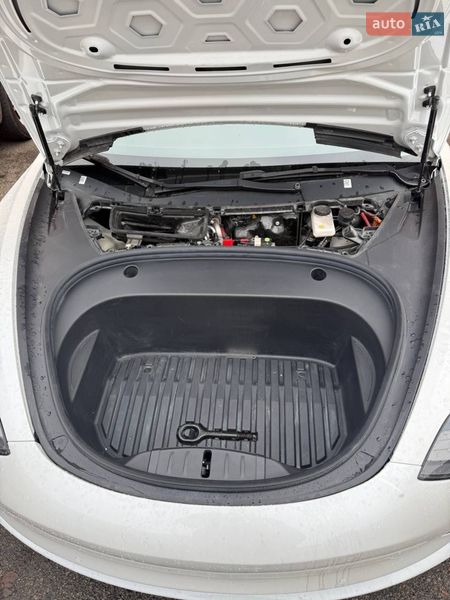 Седан Tesla Model 3 2022 в Києві фото 13 Седан Tesla Model 3 2022 в Києві