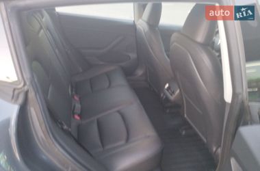 Седан Tesla Model 3 2023 в Одессе