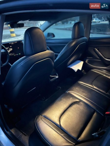 Седан Tesla Model 3 2018 в Каменец-Подольском