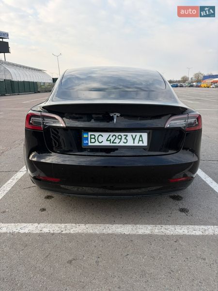 Седан Tesla Model 3 2021 в Львове фото 5 Седан Tesla Model 3 2021 в Львове