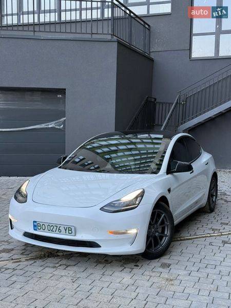 Седан Tesla Model 3 2022 в Ивано-Франковске фото 3 Седан Tesla Model 3 2022 в Ивано-Франковске