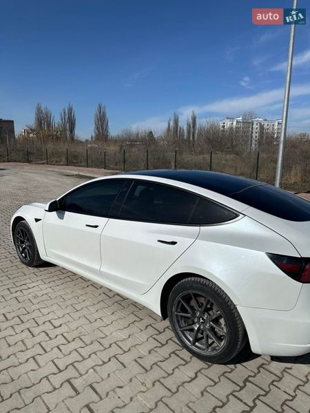 Седан Tesla Model 3 2021 в Кам'янець-Подільському