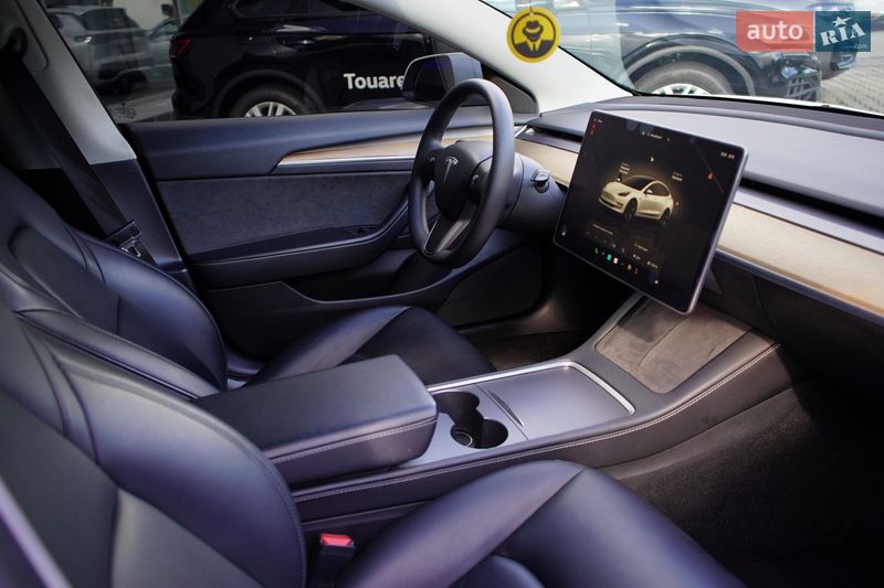Седан Tesla Model 3 2022 в Житомирі фото 28 Седан Tesla Model 3 2022 в Житомирі