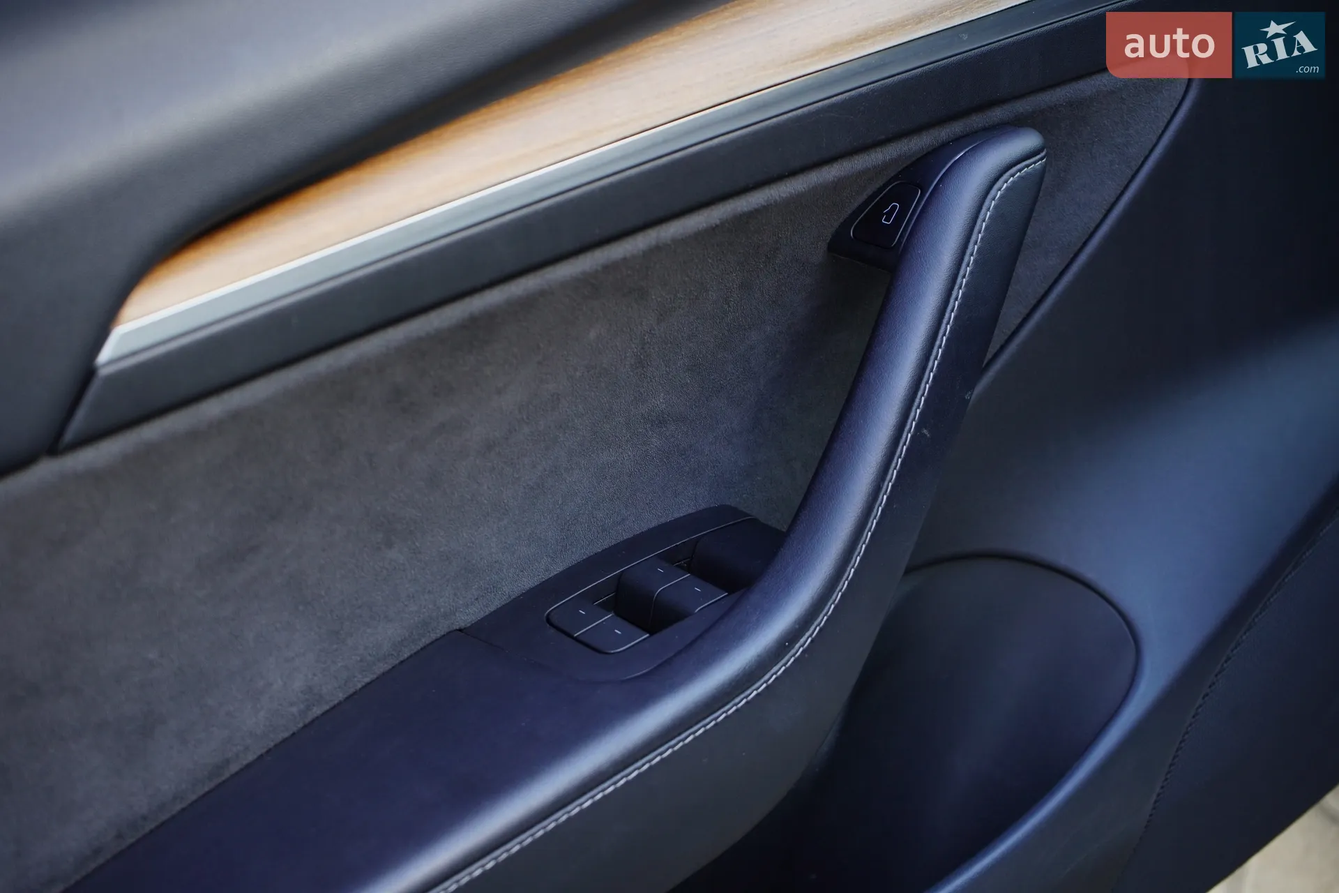 2022 Tesla Model 3 - мініатюра 13