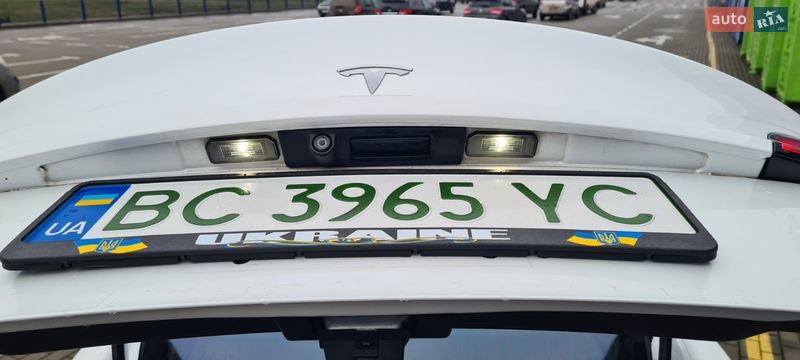 Седан Tesla Model 3 2017 в Нововолинську фото 6 Седан Tesla Model 3 2017 в Нововолинську