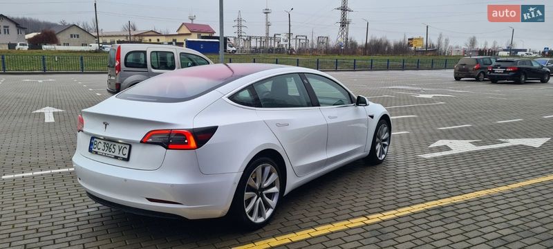 Седан Tesla Model 3 2017 в Нововолинську фото 8 Седан Tesla Model 3 2017 в Нововолинську