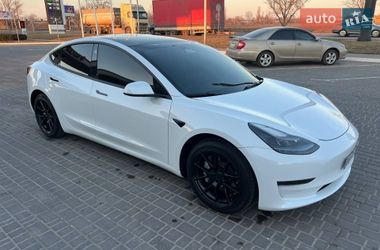 Седан Tesla Model 3 2022 в Одессе