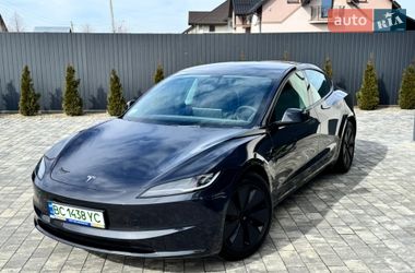 Седан Tesla Model 3 2024 в Стрые