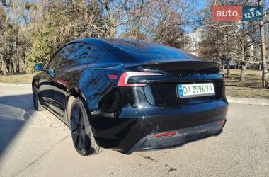 Седан Tesla Model 3 2024 в Киеве