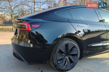 Седан Tesla Model 3 2024 в Киеве