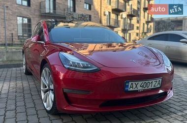 Седан Tesla Model 3 2018 в Івано-Франківську