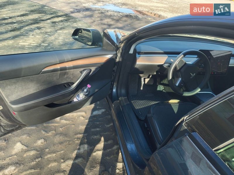 Седан Tesla Model 3 2021 в Кам'янець-Подільському