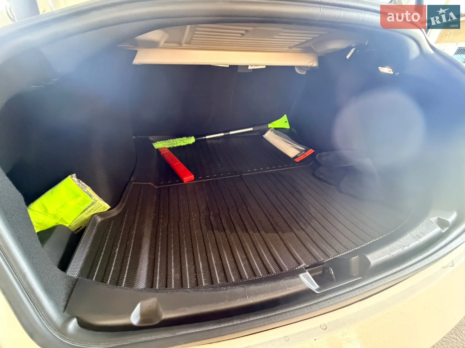 2021 Tesla Model 3 - мініатюра 12