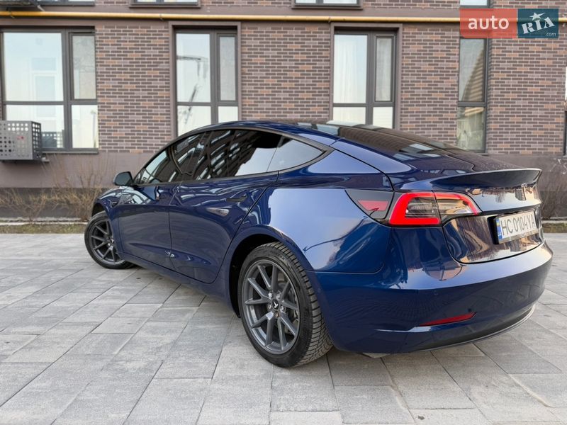 Седан Tesla Model 3 2022 в Львове фото 18 Седан Tesla Model 3 2022 в Львове