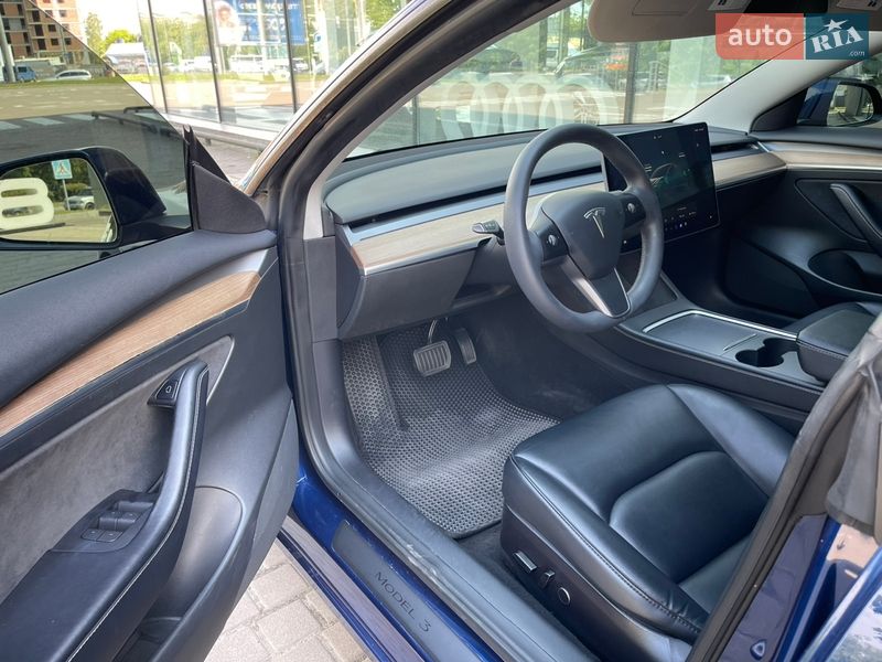 Седан Tesla Model 3 2022 в Львове фото 23 Седан Tesla Model 3 2022 в Львове