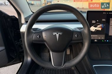 Седан Tesla Model 3 2021 в Одесі