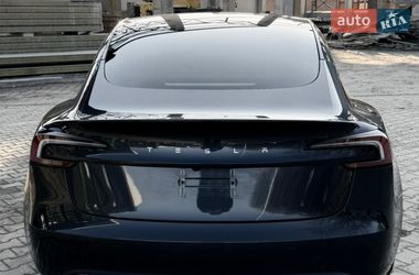 Седан Tesla Model 3 2024 в Виннице