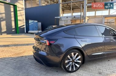 Седан Tesla Model 3 2024 в Виннице