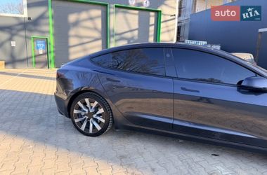 Седан Tesla Model 3 2024 в Виннице
