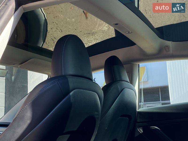 Седан Tesla Model 3 2023 в Киеве фото 16 Седан Tesla Model 3 2023 в Киеве