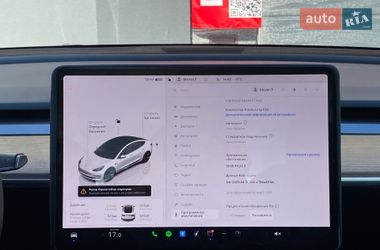 Седан Tesla Model 3 2023 в Киеве
