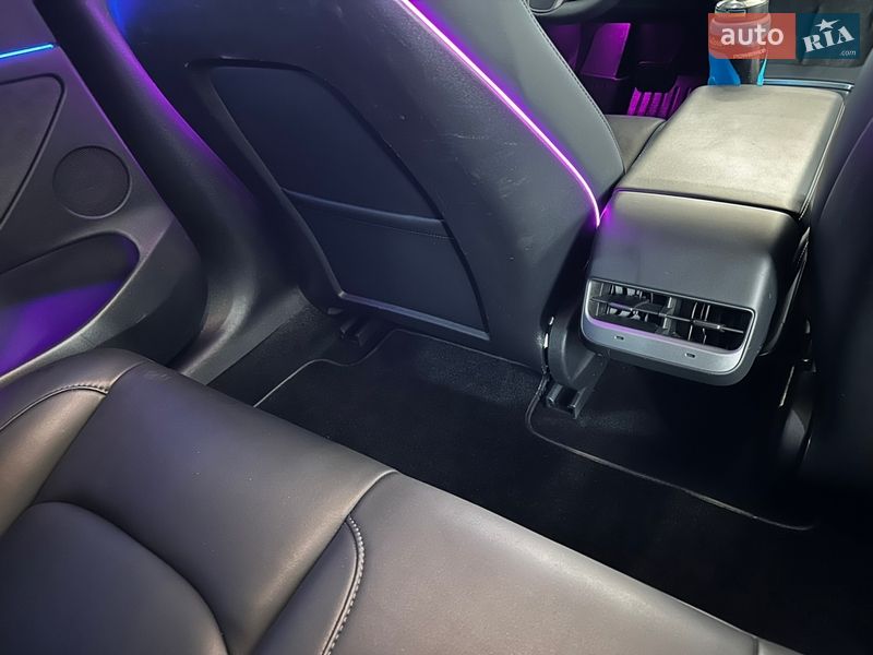 Седан Tesla Model 3 2023 в Днепре фото 15 Седан Tesla Model 3 2023 в Днепре