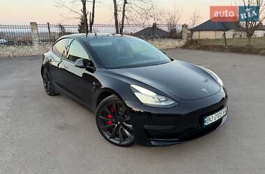 Седан Tesla Model 3 2019 в Збаражі