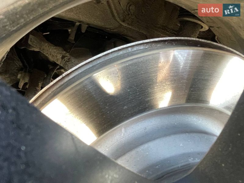 Седан Tesla Model 3 2022 в Киеве