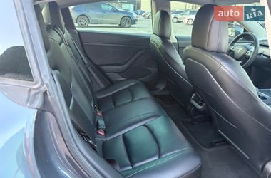 Седан Tesla Model 3 2022 в Киеве