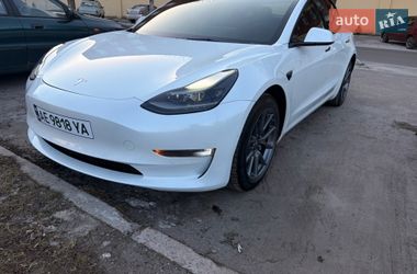 Седан Tesla Model 3 2022 в Днепре