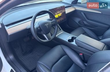 Седан Tesla Model 3 2022 в Днепре
