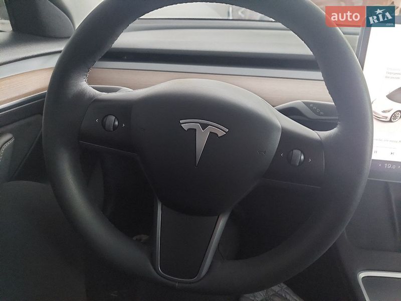 Седан Tesla Model 3 2022 в Білій Церкві