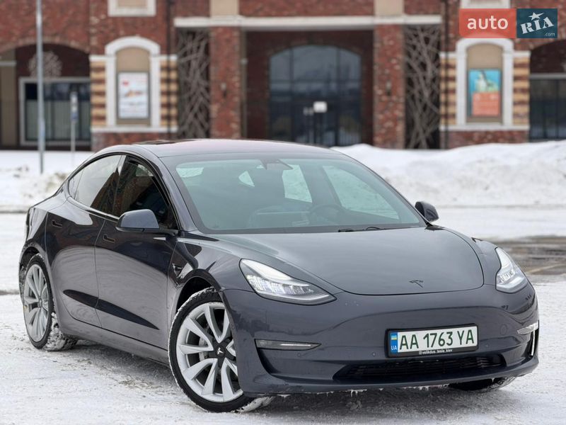 Седан Tesla Model 3 2018 в Киеве фото 2 Седан Tesla Model 3 2018 в Киеве