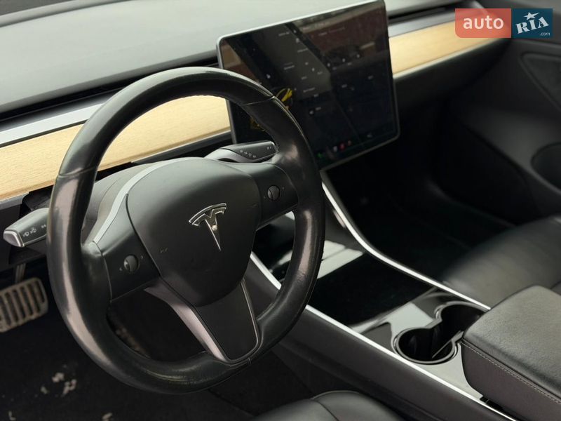 Седан Tesla Model 3 2018 в Киеве фото 6 Седан Tesla Model 3 2018 в Киеве