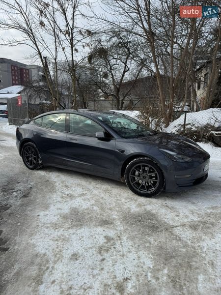 Седан Tesla Model 3 2023 в Львове фото 7 Седан Tesla Model 3 2023 в Львове