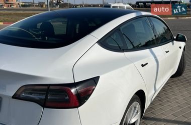 Седан Tesla Model 3 2022 в Ивано-Франковске