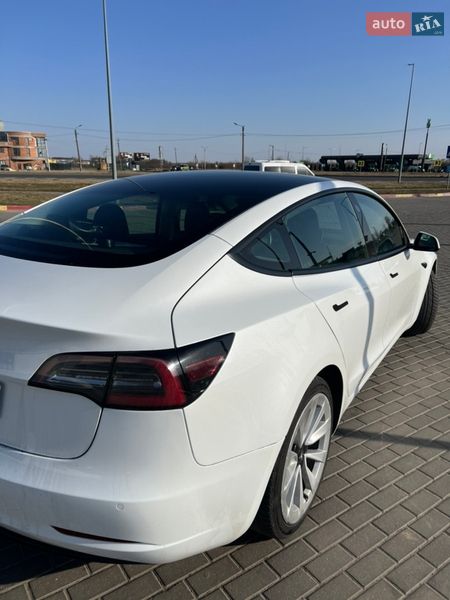 Седан Tesla Model 3 2022 в Ивано-Франковске